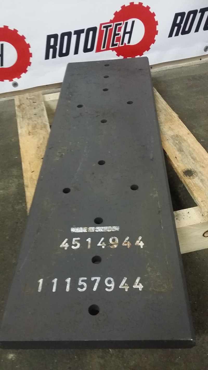 30x300x1020 BHB500 skrūvējams kausa nazis