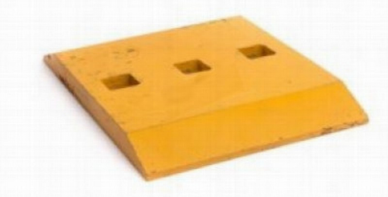 25x320x0686 BHB500 skrūvējams kausa nazis