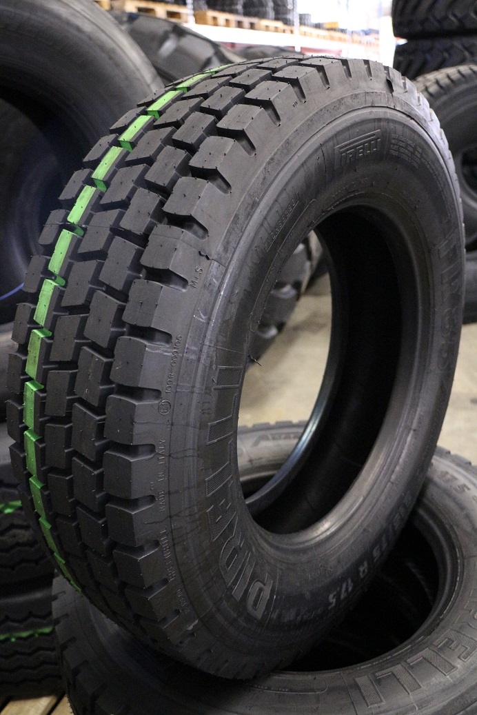 21575R175GB.jpg 215/75R17.5 Greenbull XDE1 atjaunota riepa - Image 1