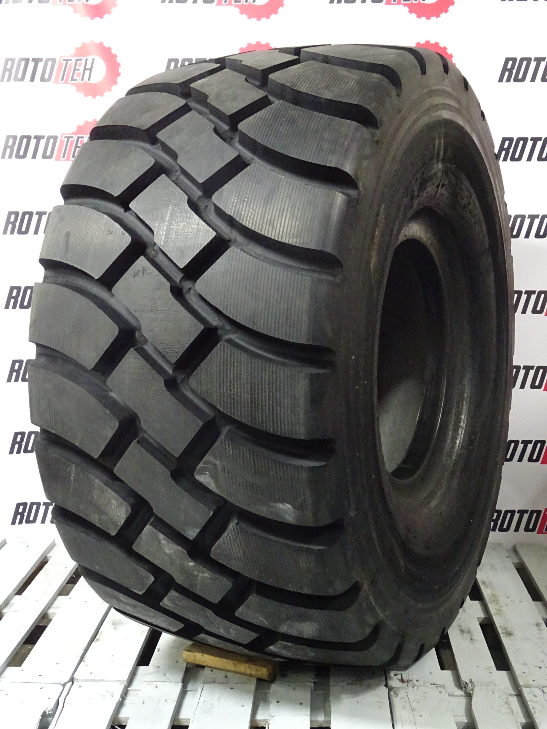 6506525GPGP3D_3.jpg 650/65R25 Gomme Piave GP-3D E3 riepa - Image 1