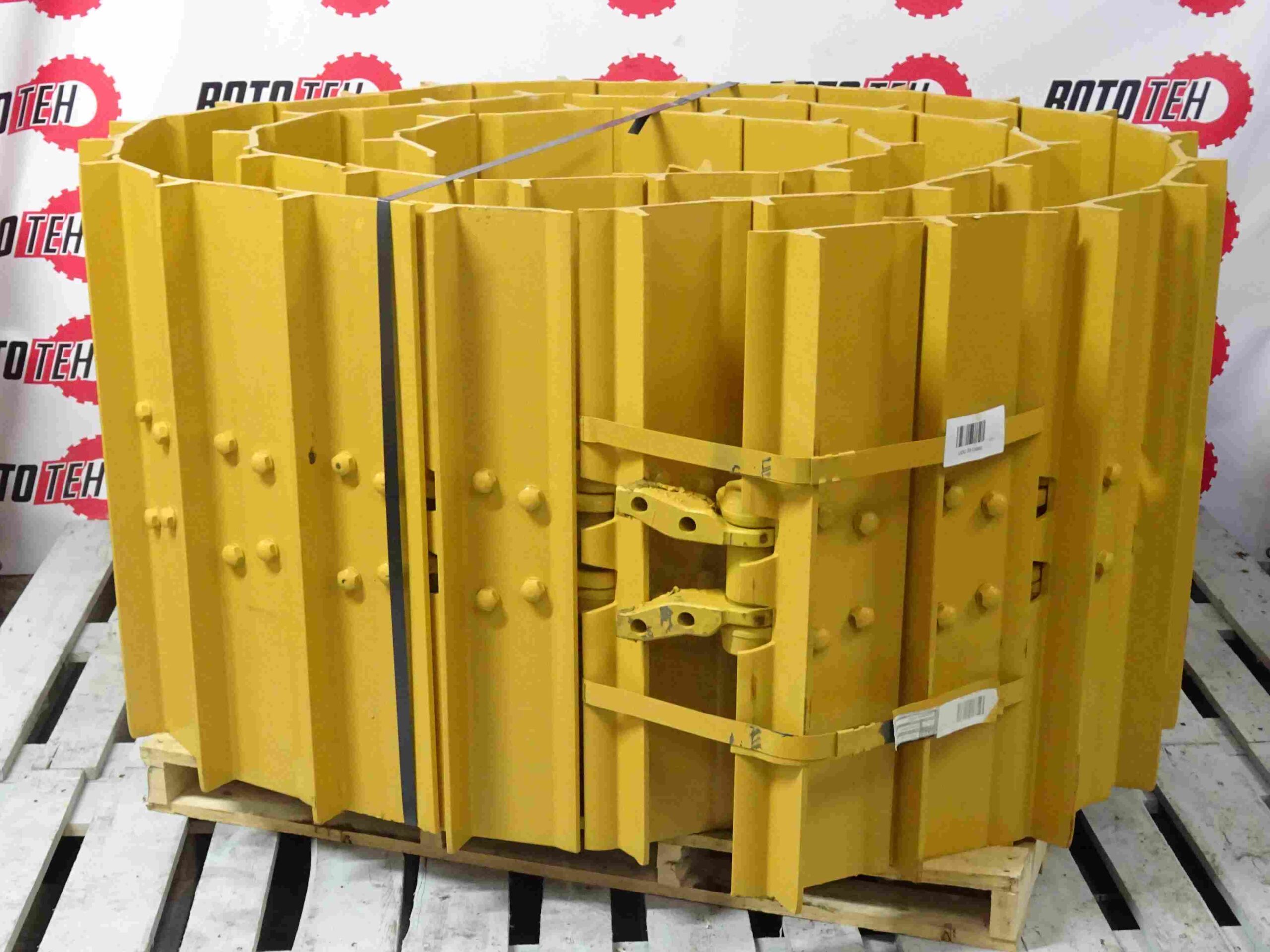 UA190C6L46865.jpg Metāla ķēde eļļota 46 posmi ar 865mm atbalsta plāksnēm - Image 1